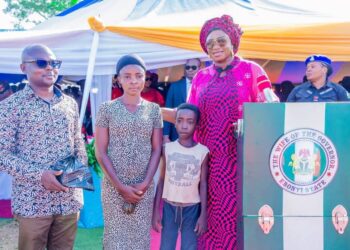 Ebonyi first Lady, Governor’s Aide gift boy,mother House, N1m