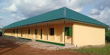 ALUMNI ASSOCIATION PERFORMS GROUNDBREAKING CEREMONY FOR MODERN DORMITORY