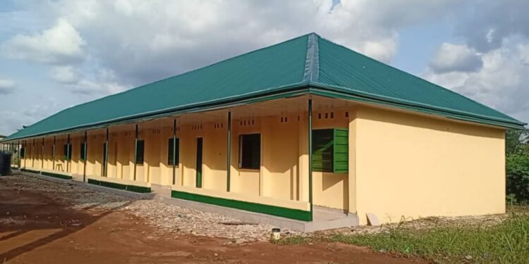 ALUMNI ASSOCIATION PERFORMS GROUNDBREAKING CEREMONY FOR MODERN DORMITORY