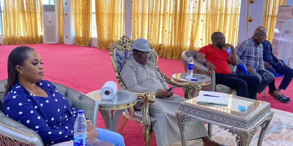 Amasiri and Edda Communities Seek Lasting Peace in Reconciliatory Visits to Minister of Works