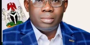 Afikpo LGA Chairman, NWACHI, Flags Off Distribution of 4,000 Bags of Fertilizer to Farmers