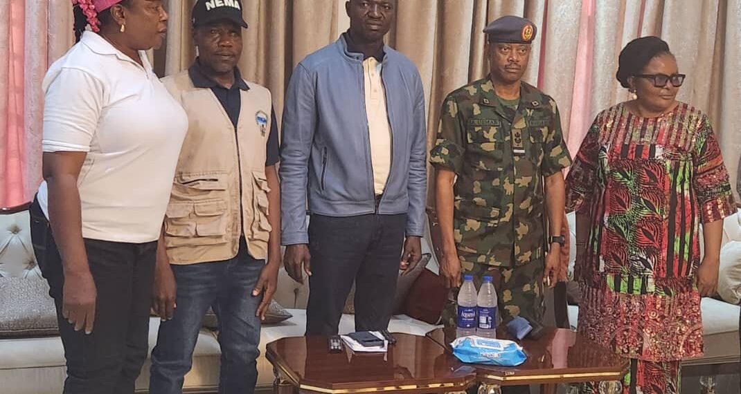 NEMA DONATES RELIEF MATERIALS TO EBONYI FLOOD VICTIMS